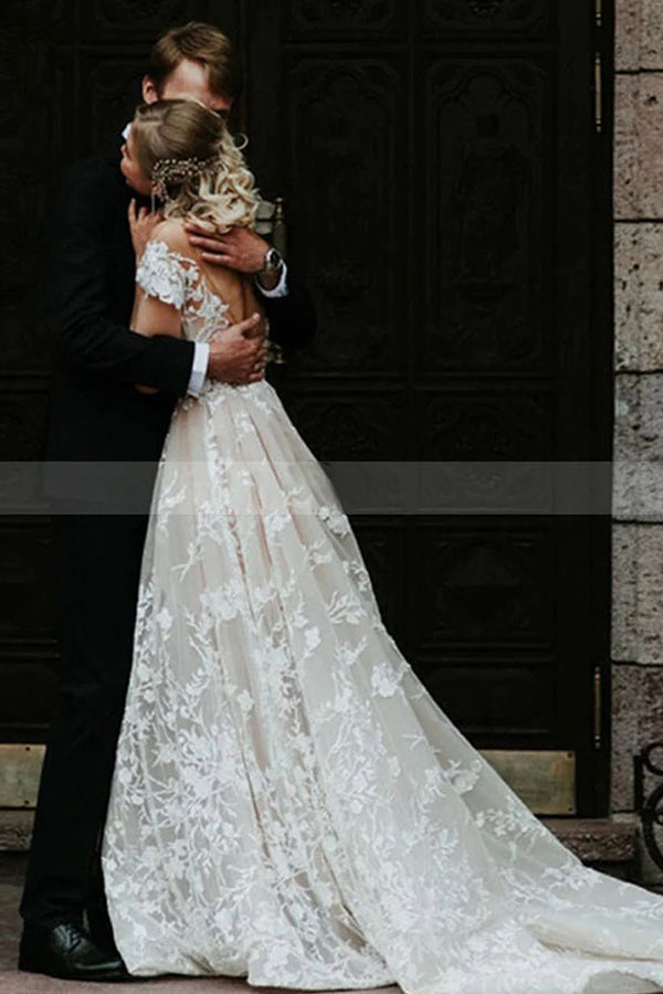 Robe de mariée princesse en dentelle florale à épaules dénudées