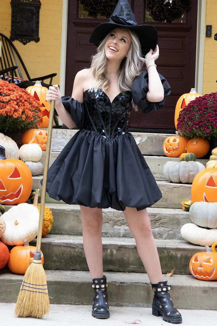Vestido corto de fiesta con hombros descubiertos