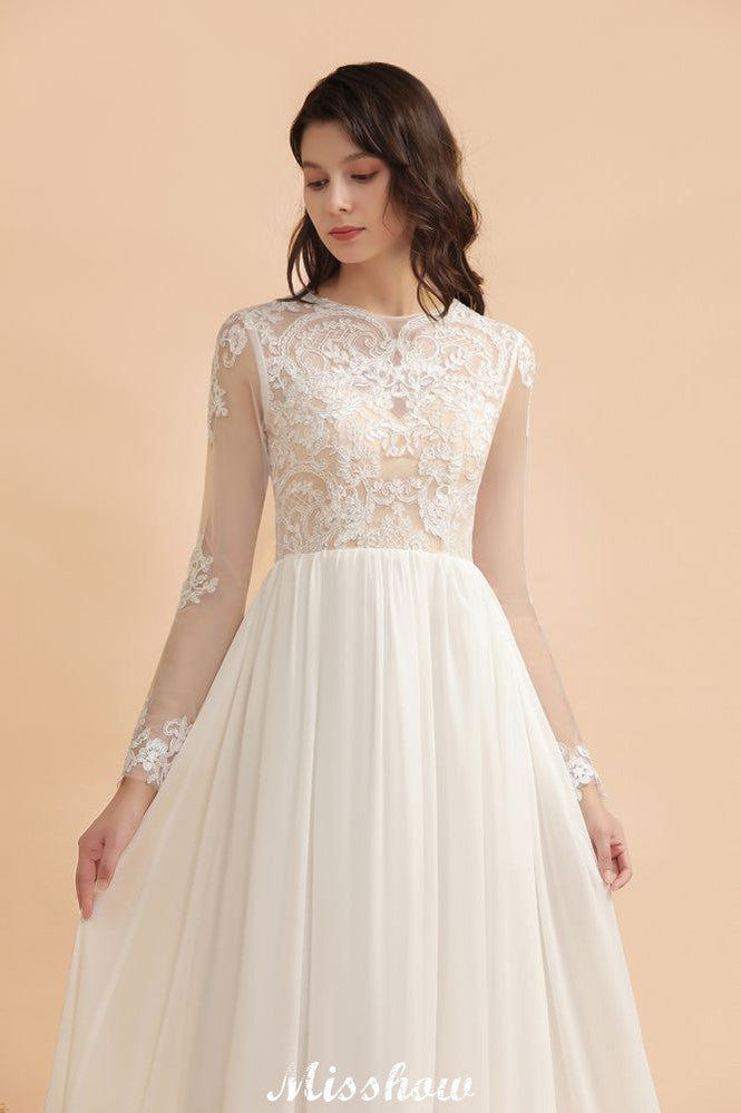 Elegante vestido de novia de gasa con cuello redondo y apliques de encaje, manga larga y estilo sencillo.