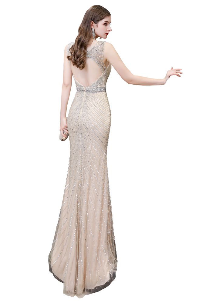 Elegante vestido de fiesta de sirena plateado, sin mangas, con escote en V profundo y cuentas, sin mangas.