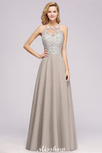 Elegante vestido de noche sin mangas con apliques florales, corte A, de gasa plateada, ideal para fiestas y ocasiones especiales.