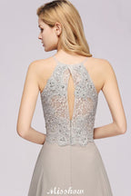 Elegante vestido de noche sin mangas con apliques florales, corte A, de gasa plateada, ideal para fiestas y ocasiones especiales.