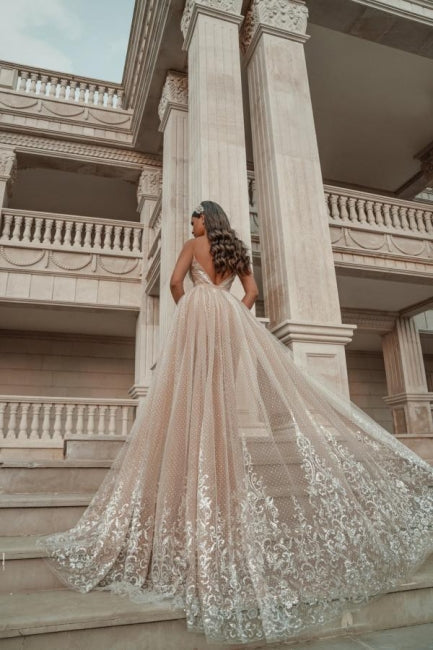Robe de soirée élégante sans manches à col en V, robe de bal trapèze dos nu avec applications de dentelle