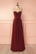 Robe de bal longue bordeaux en mousseline de soie à encolure cœur, modèle PG422