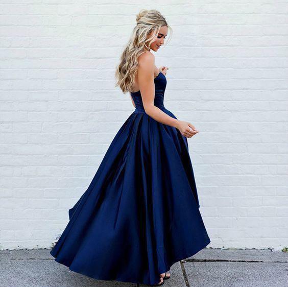 Vestidos de fiesta azul marino con escote corazón y corte asimétrico PD415