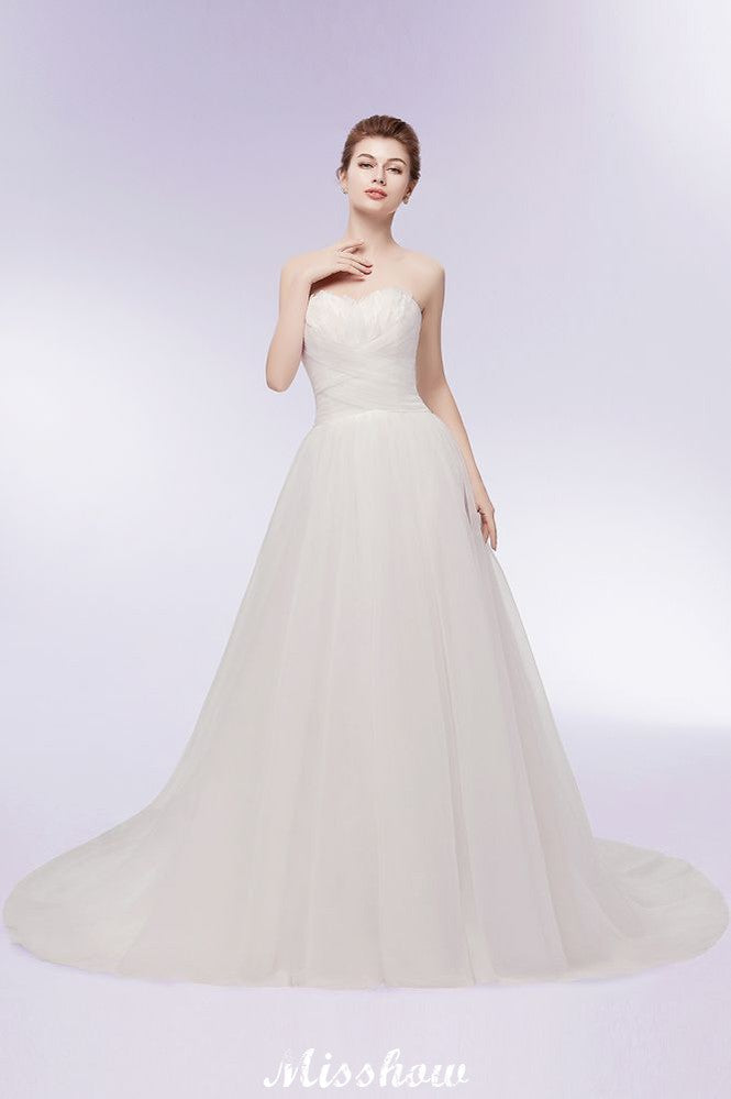 Robes de mariée bustier en tulle et plumes, coupe trapèze, décolleté cœur