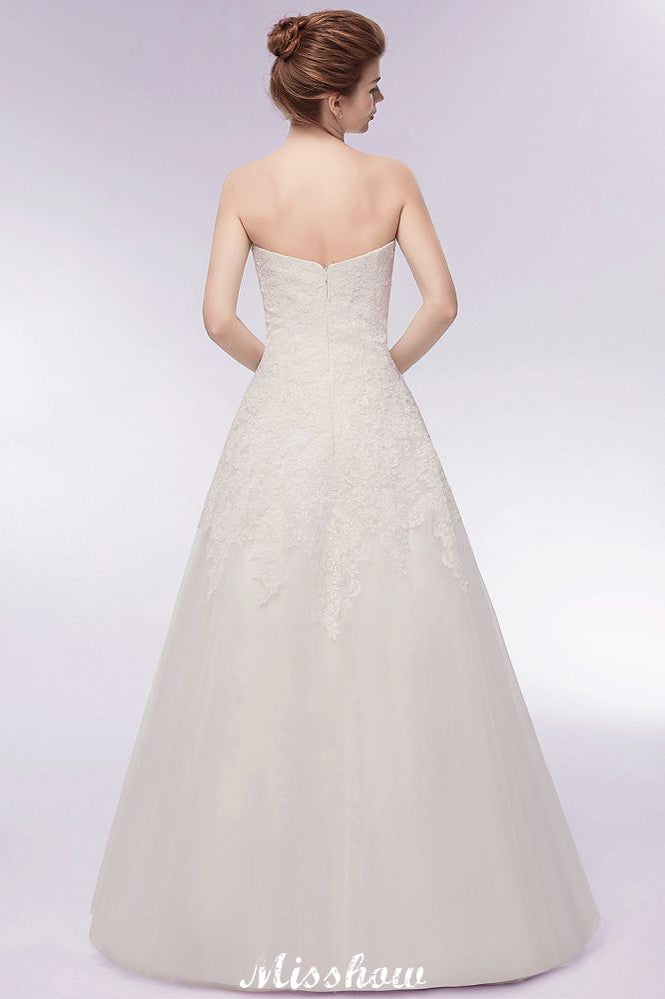 Robes de mariée longues en tulle et dentelle, bustier sans bretelles, coupe trapèze, décolleté cœur