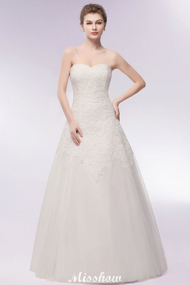Robes de mariée longues en tulle et dentelle, bustier sans bretelles, coupe trapèze, décolleté cœur