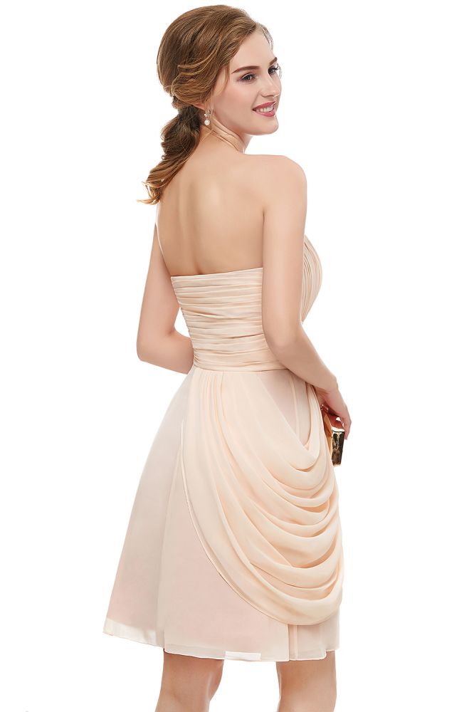 Robe de bal courte bustier en mousseline à volants et décolleté cœur