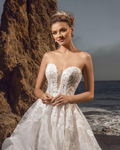 Vestido de novia floral de tul con escote corazón, sin mangas, corte A 