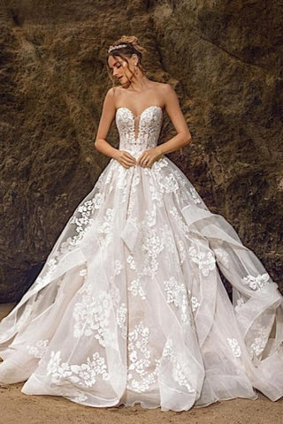 Vestido de novia floral de tul con escote corazón, sin mangas, corte A 