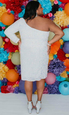 Robe de soirée asymétrique à sequins