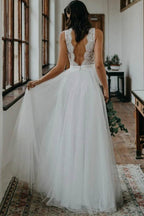 Robe de mariée de plage en tulle simple et dentelle avec dos en V WD452