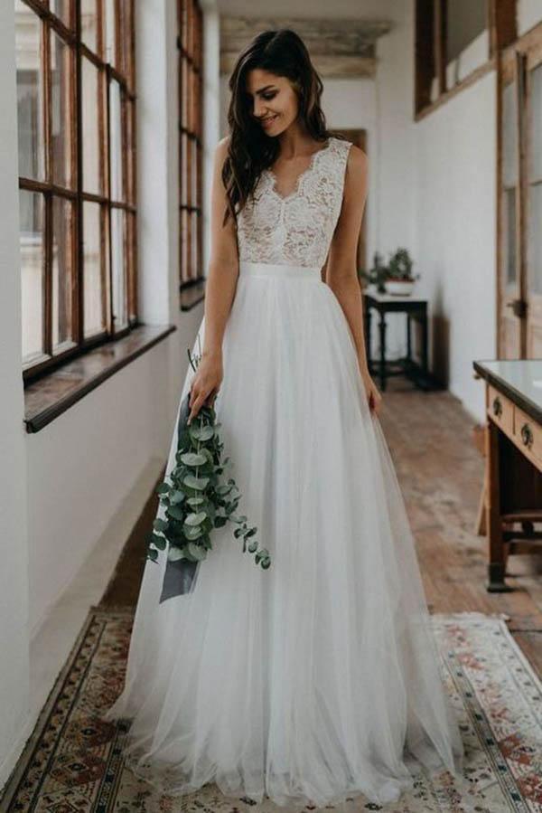 Robe de mariée de plage en tulle simple et dentelle avec dos en V WD452