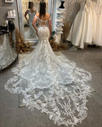 Vestido de novia de sirena sin mangas, de encaje, con hombros descubiertos y cola catedral, de moda hasta el suelo.