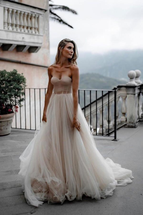 Robes de mariée en tulle, décolleté cœur, robes de mariée minimalistes WD440