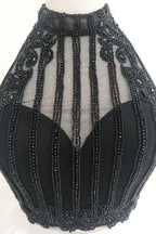 Robe de bal deux pièces en satin rouge à col montant et perles PD164