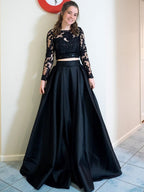 Vestido de fiesta formal de dos piezas, negro, largo, corte en A, cuello redondo, satén y encaje, con mangas.