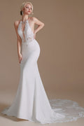 Robe de mariée sirène unique en satin, sans manches, dos nu et à motifs. 
