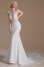 Robe de mariée sirène unique en satin, sans manches, dos nu et à motifs. 