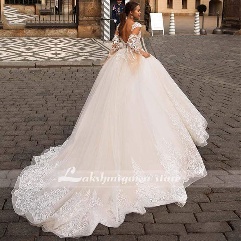 Baoleely V-Neck A Line Lace Wedding Dresses Applique Beading