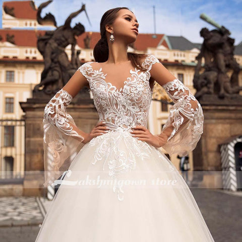 Baoleely V-Neck A Line Lace Wedding Dresses Applique Beading