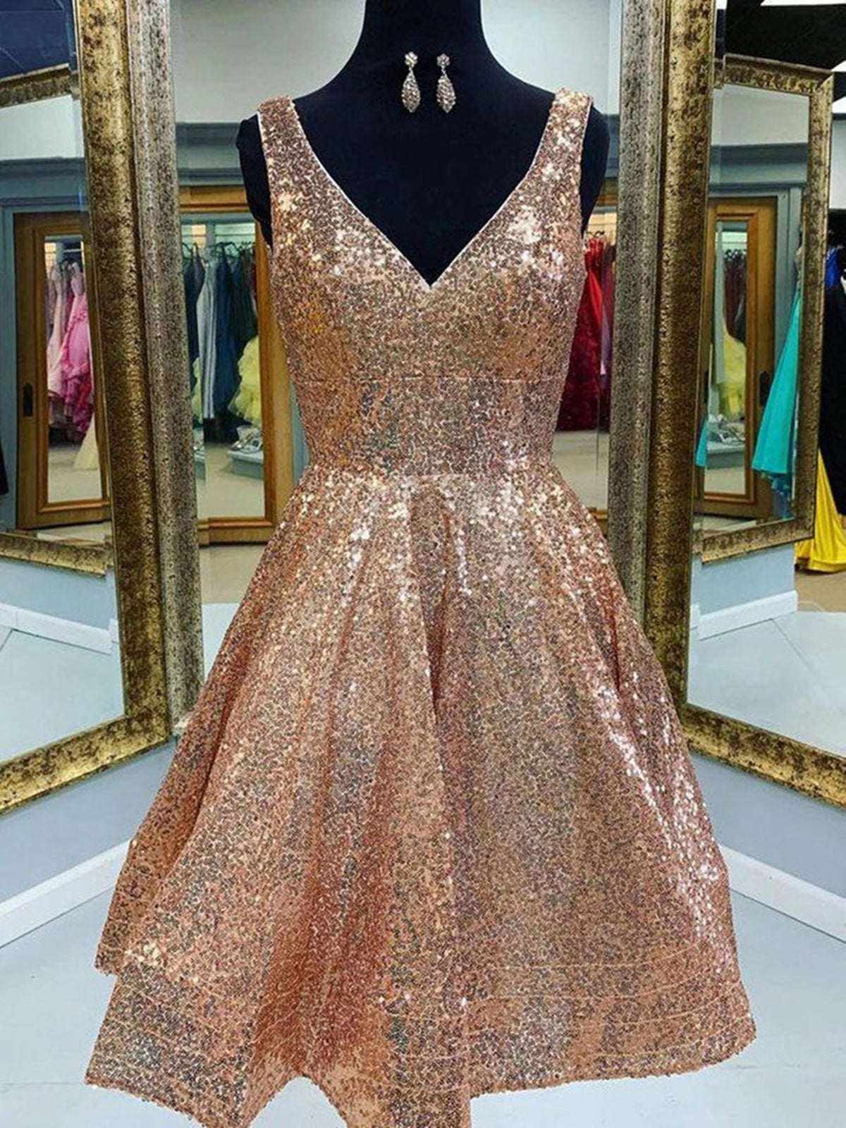 Robes de bal courtes en dentelle champagne à col en V, robes de soirée formelles à paillettes