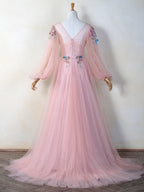 Robe de bal longue en tulle brodée à sequins et col en V
