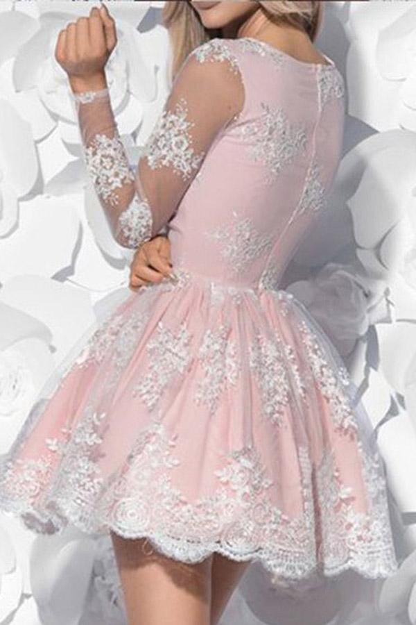 Vestido corto de tul rosa con escote en V, manga larga y apliques para baile de bienvenida PG160