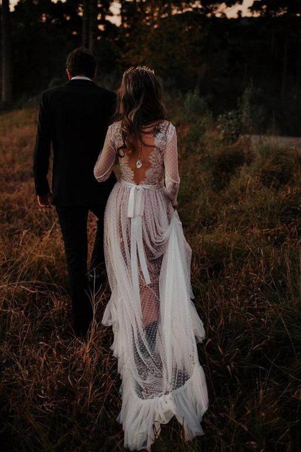 Robe de mariée bohème à pois en dentelle, col en V, dos nu et manches longues WD433 