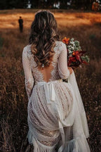 Robe de mariée bohème à pois en dentelle, col en V, dos nu et manches longues WD433 