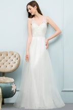 Robes de bal longues en dentelle et tulle, sans manches, col en V et coupe trapèze, col en V