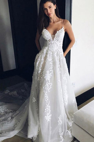 Robe de mariée en tulle à col en V, bretelles spaghetti, appliques et traîne courte WD165