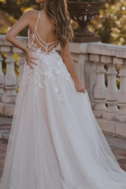 Robes de mariée blanches vintage en dentelle, coupe trapèze, décolleté cœur, sans manches, ornées d'appliqués