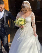 Vestidos de novia vintage de encaje corte A con mangas