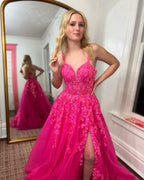 Robe de bal vintage trapèze en tulle, bretelles spaghetti, sans manches, avec appliques, fendue sur le devant