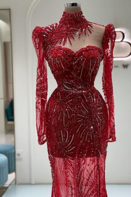 Vestido de fiesta rojo vintage de corte columna, tul, escote corazón, manga larga y apliques