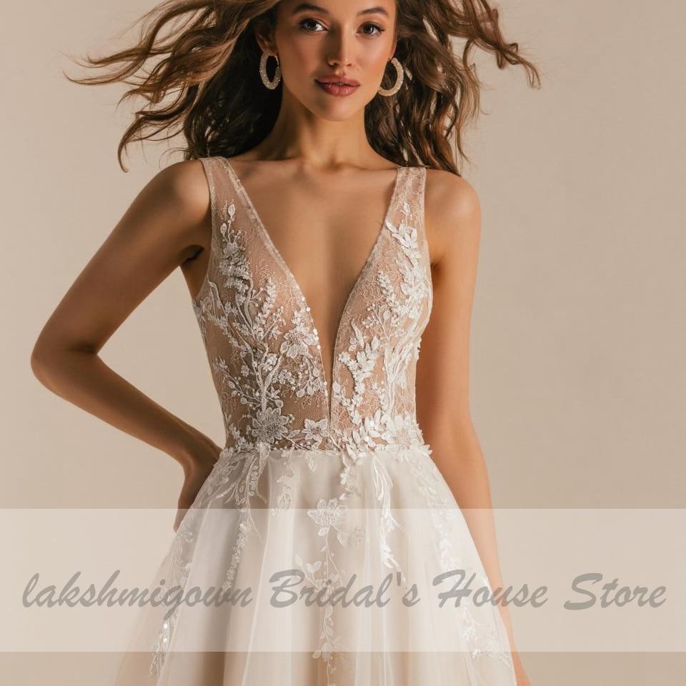 Baoleely Vintage Lace Boho Wedding Dress Deep V-neck Champagne Bridal Gown