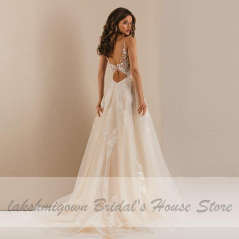 Baoleely Vintage Lace Boho Wedding Dress Deep V-neck Champagne Bridal Gown