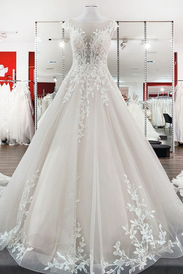 Vestido de novia vintage largo de corte A con volantes de tul joya y apliques de encaje