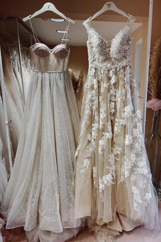 Vestidos de novia vintage largos de encaje corte A con cola