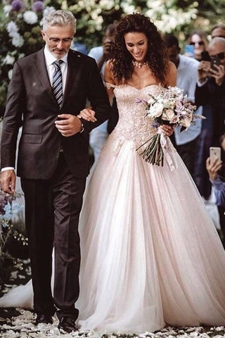 Vestido de novia vintage largo de corte A con hombros descubiertos, de encaje y tul