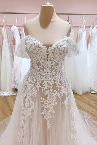 Vestido de novia vintage largo de corte A, con hombros descubiertos, escote corazón y espalda descubierta, de tul.