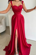 Robe de bal longue rouge vintage en satin plissé sans manches avec fente