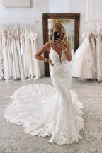 Robes de mariée sirène vintage longues blanches à col en V en dentelle
