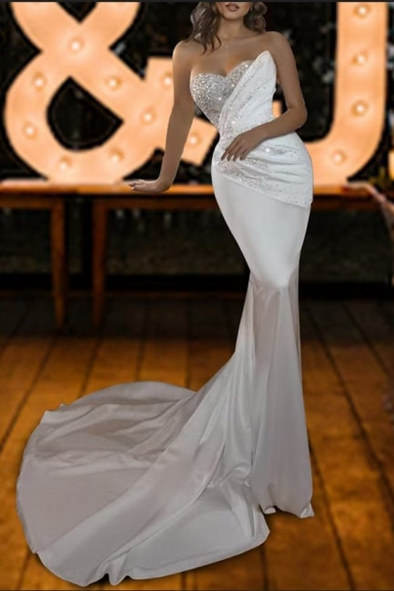 Robes de mariée vintage sirène sans bretelles en satin à sequins et sans manches