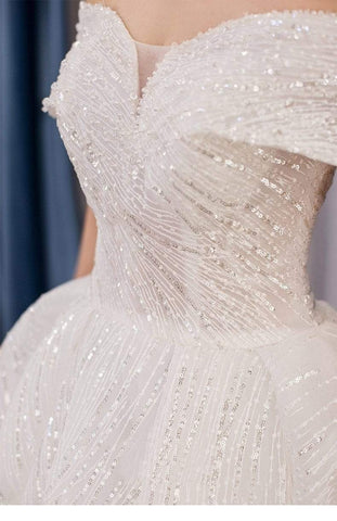 Baoleely Wedding Dress Long Sleeve Lace Appliqued Beach