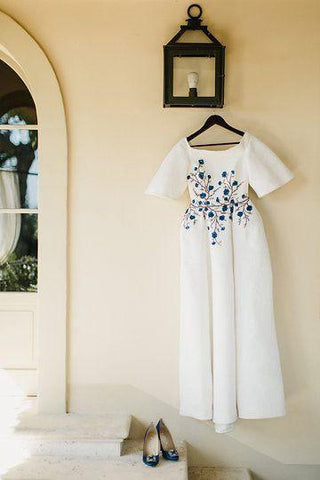 Vestido de novia romántico con bordado barco y manga corta WD483