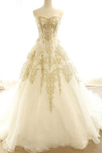 Robe de mariée ivoire à appliques dorées et traîne courte/balai WD430
