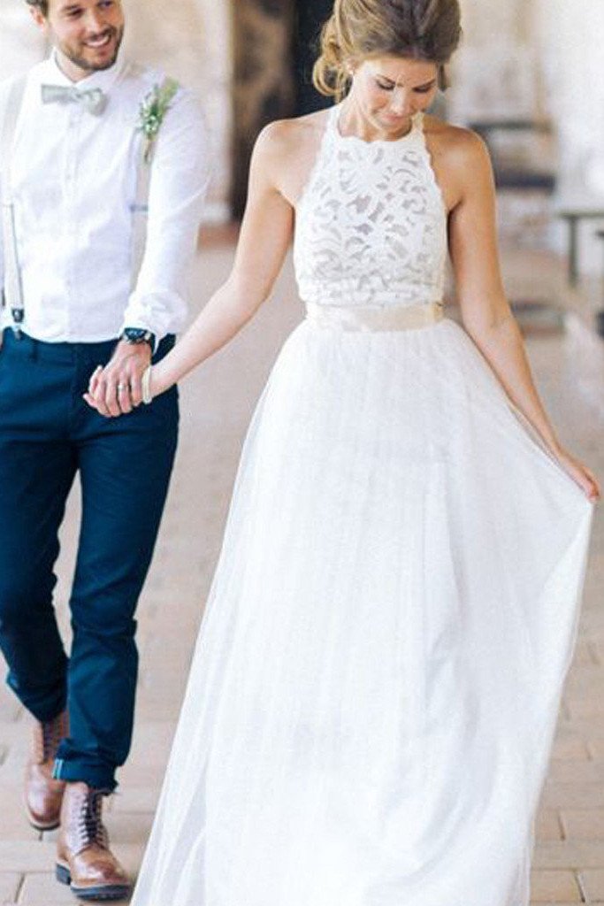 Robes de mariée longues fourreau en dentelle dos nu pour la plage 